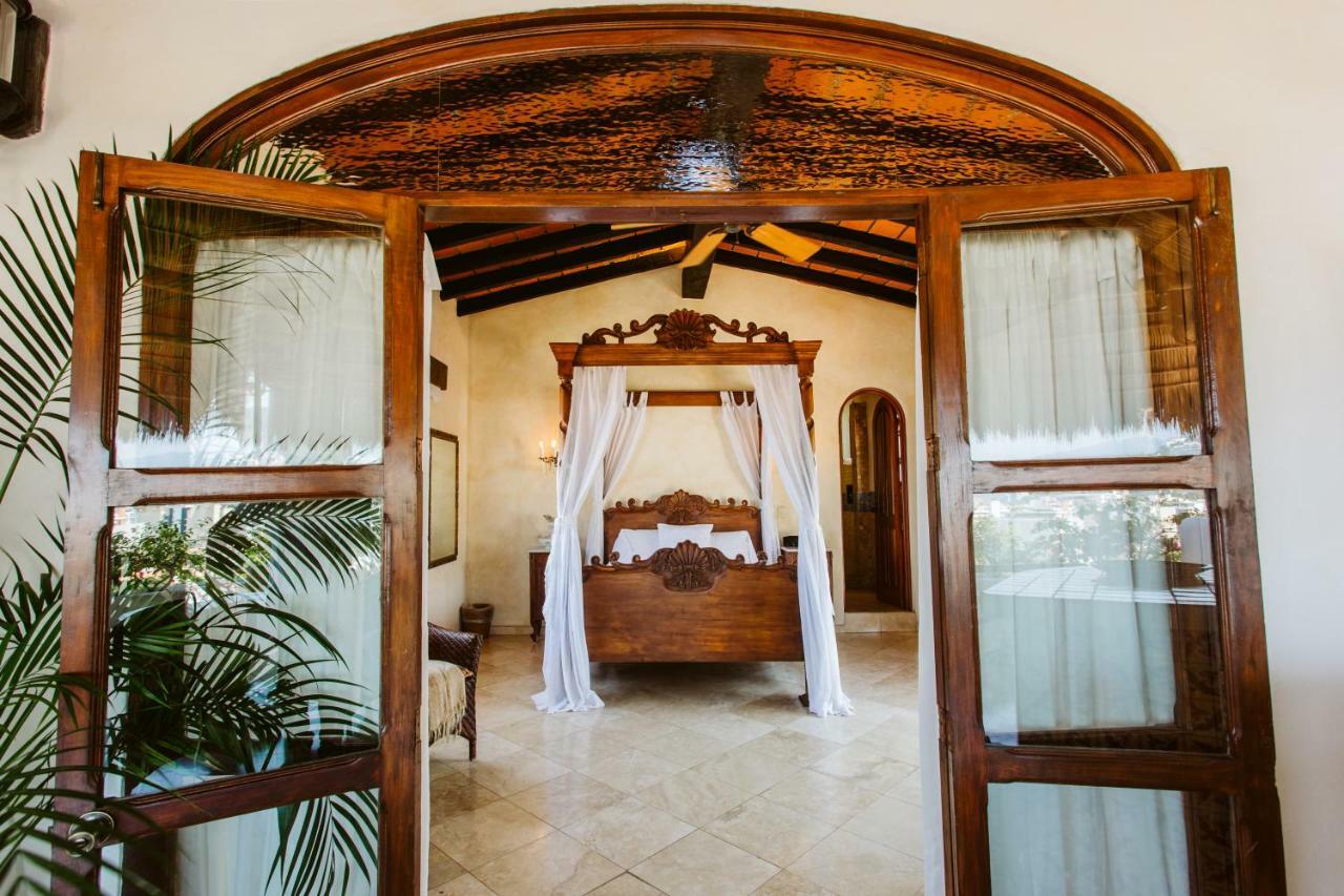 Hacienda San Angel Hotel Puerto Vallarta Exterior foto